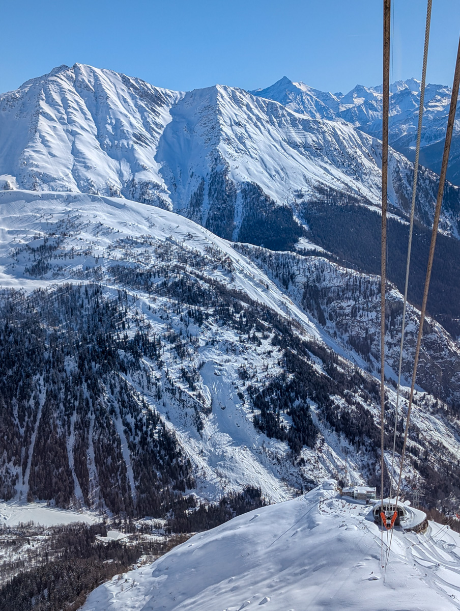Skyway Monte Bianco, Италия, отчет: 6600 вертикальных фирменных бег непрерывных специй прямо в город