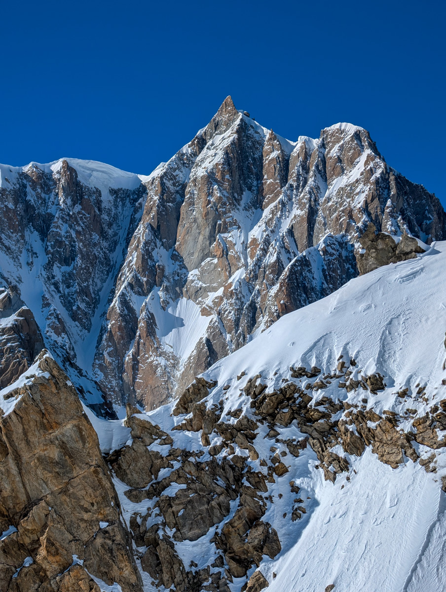 Skyway Monte Bianco, Италия, отчет: 6600 вертикальных фирменных бег непрерывных специй прямо в город