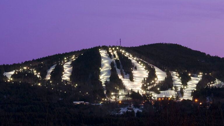Pats Peak в Нью -Гемпшире дебютирует в новом лифте четырехлета в следующем сезоне
