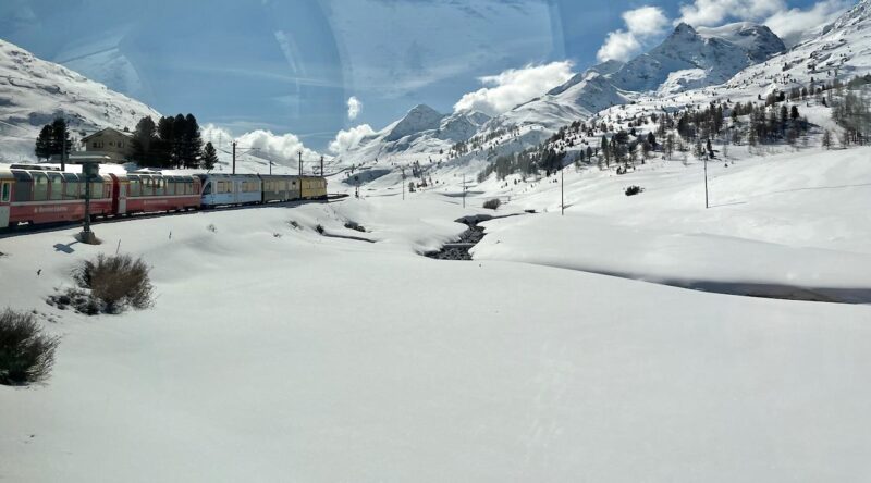 Бернина Экспресс, Швейцария. Изображение © Planetski