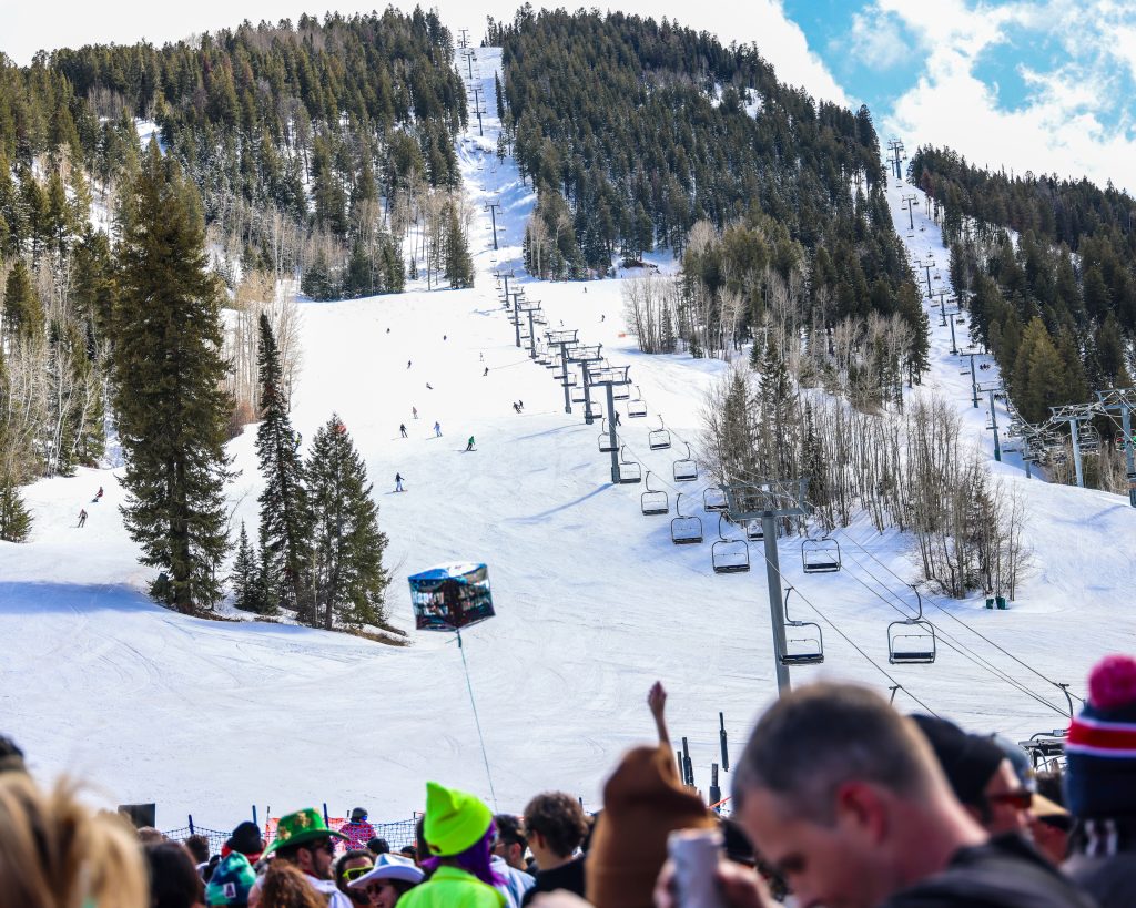 Ikon и Epic Ski Passes оба увидят новые цены на ранних бирдов в 2025-26-но один переживает другой