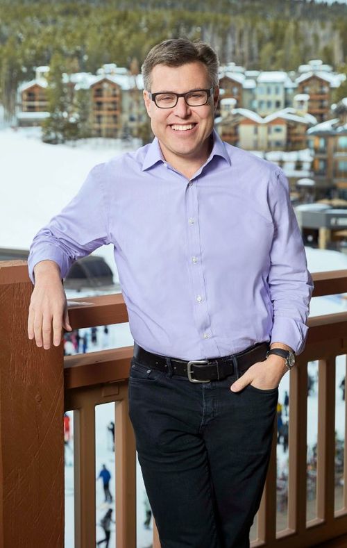 Давний исполнительный директор Vail Resorts Роб Кац снова является генеральным директором.
