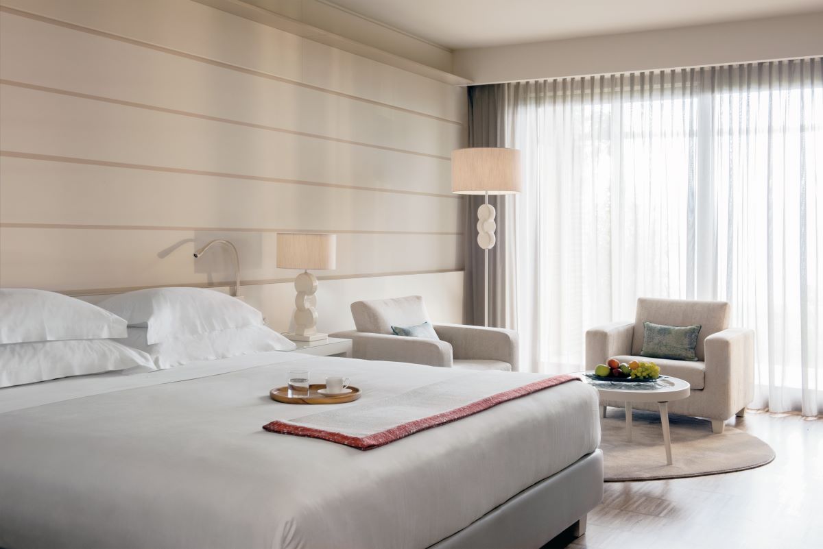 10 Prestige Deluxe Junior Suite