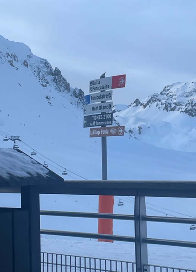 Val D'isère Skker Review