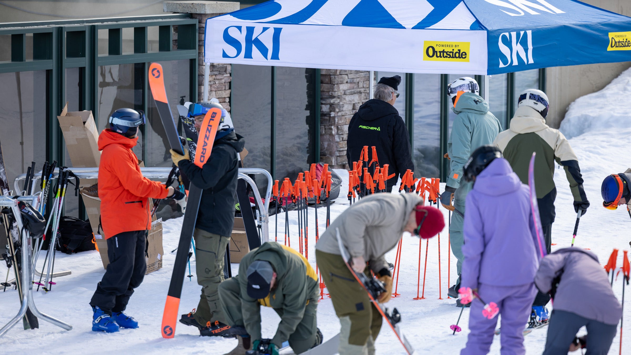 Ski -тестеры Регулируя лыжи на базе Big Sky для 2025 г. Ski Test