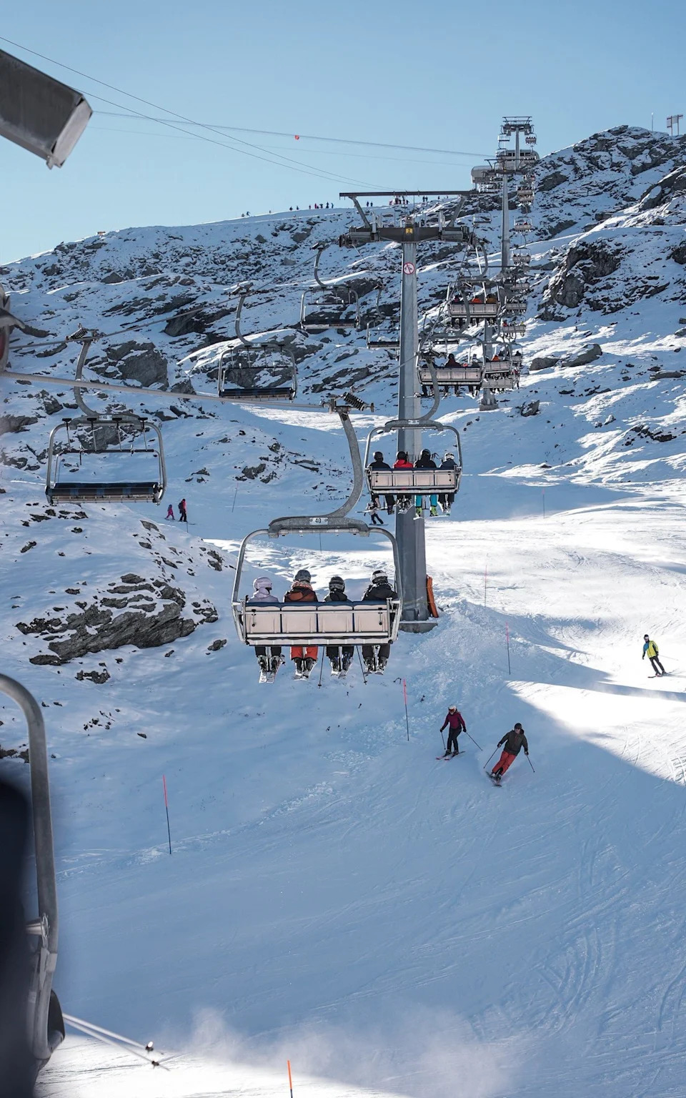 Знаменит за бросающие вызов вне портов, сеть Piste's Piste's Valleys Verbier также обширна