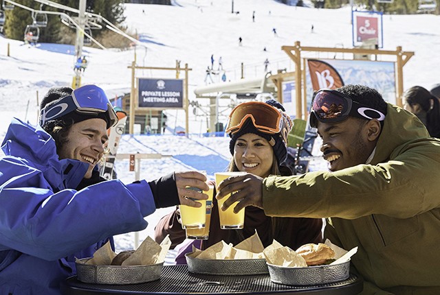 Breckenridge Tbar Apres Ski.