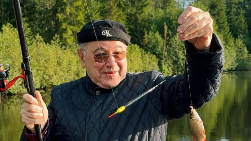 "My Best Birthday Ever": Petrosyan Shows How He Celebrated His 80th Birthday (Photo)