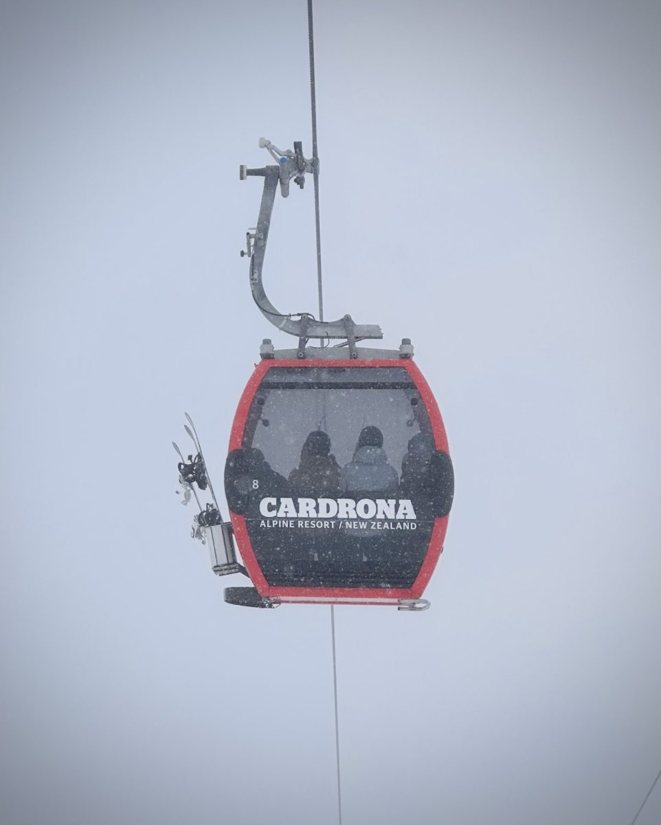 Cardrona Alpine Resort, Новая Зеландия; Финал зимы для иконы Альп