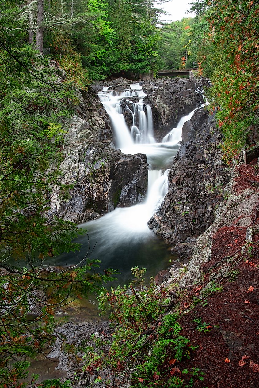 Сплит-Рок-Фолс, Элизабеттаун, Нью-Йорк.