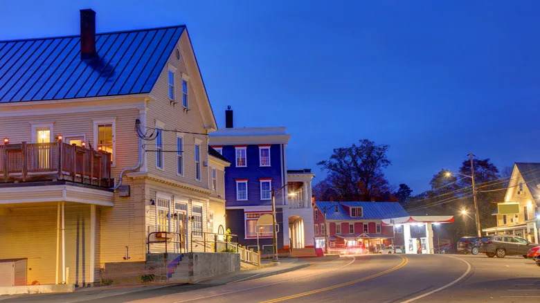 Ворота горы Сахарная голова в штате Мэн — прекрасный маленький городок, полный великолепия на открытом воздухе и непревзойденных видов.