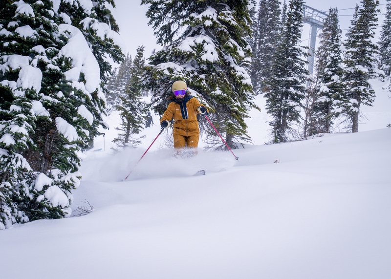 День открытия Sunshine Village, воскресенье, 2 ноября. Изображение предоставлено SkiBig3 / Джилл Скарпато.