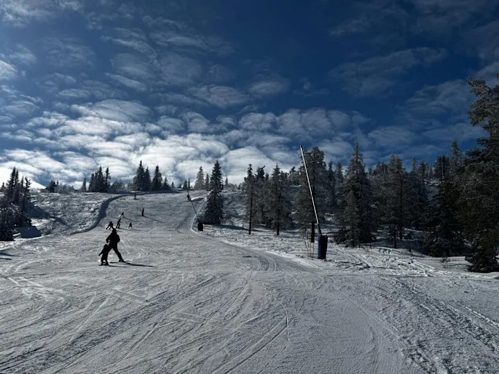 Я пропустил Альпы и вместо этого поехал в Даларну, Швеция — и это было намного лучше