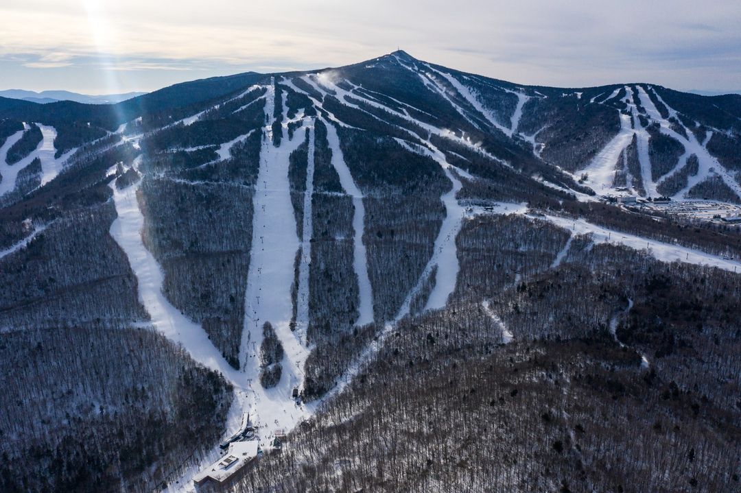 10 лучших горнолыжных курортов 2025 года по версии USA TODAY