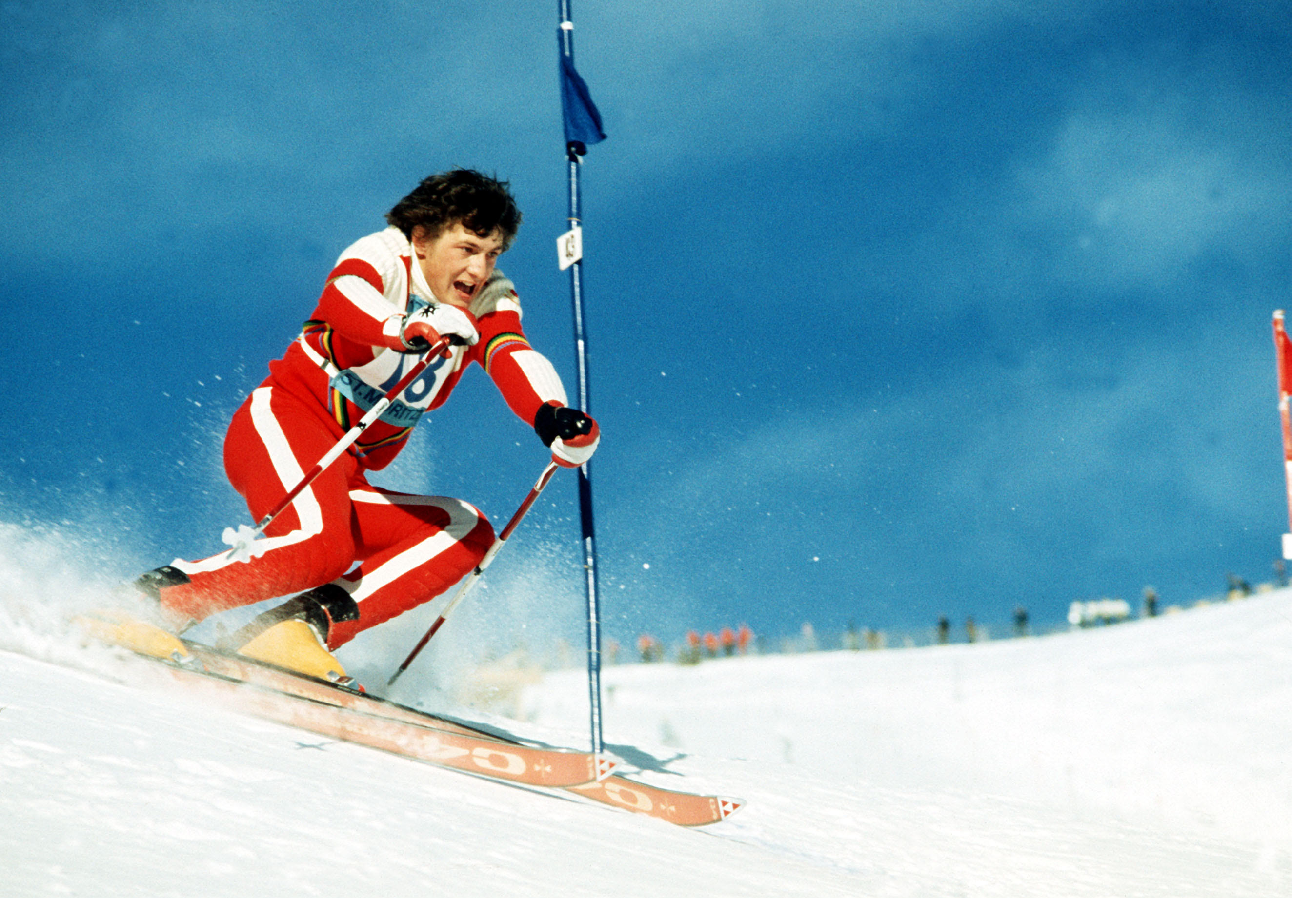 Франц Кламмер участвует в соревнованиях по слалому на чемпионате мира по горным лыжам 1974 года.