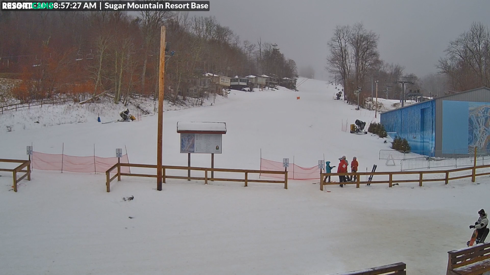 Воскресная прогулка и немного натурального снега для удовольствия