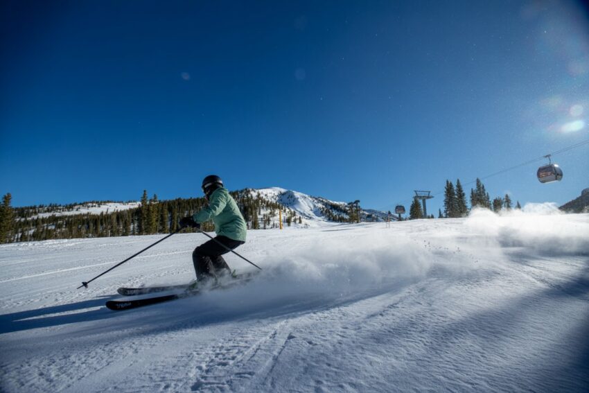 Почему Парк-Сити, штат Юта, теперь является лучшим горнолыжным курортом США для катания на рыхлом снеге