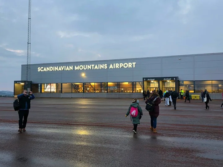 Я пропустил Альпы и вместо этого поехал в Даларну, Швеция — и это было намного лучше