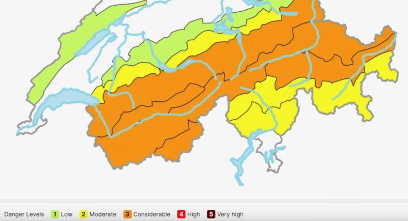 Лавинная опасность в Швейцарии, четверг, 15 января. Изображение предоставлено Швейцарским институтом Avalance, SLF.